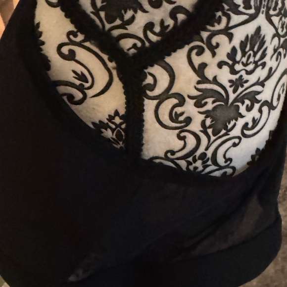 Fabletics Black Sports Bra - Picture 2 of 4